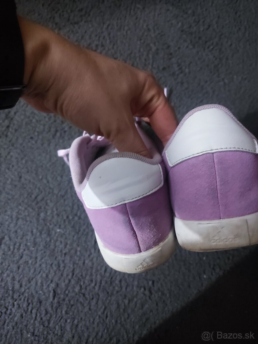 Adidas - 2