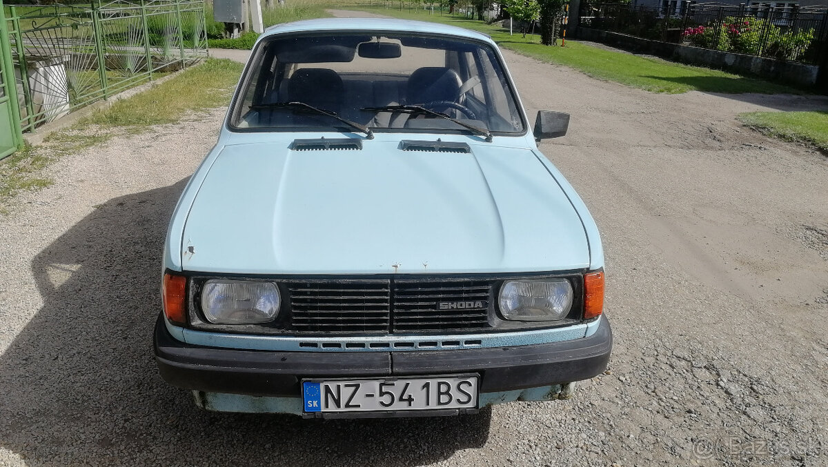 Škoda 105 L - 2