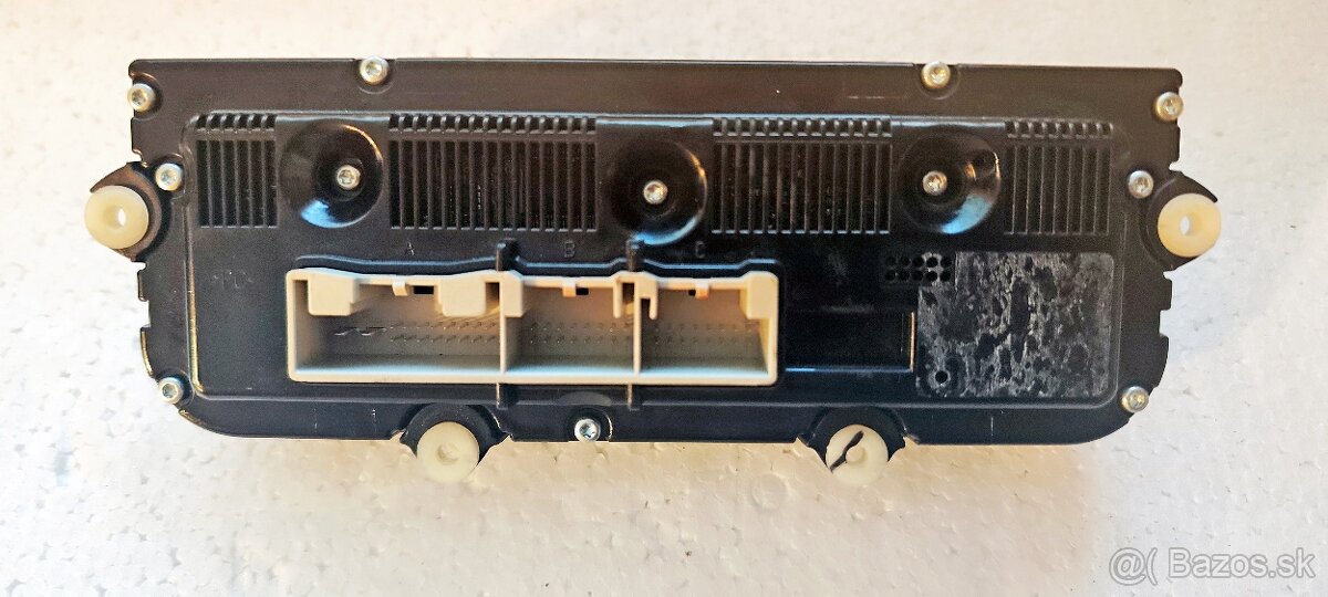 VW Golf 5 Passat B6 – panel Climatronic - 2