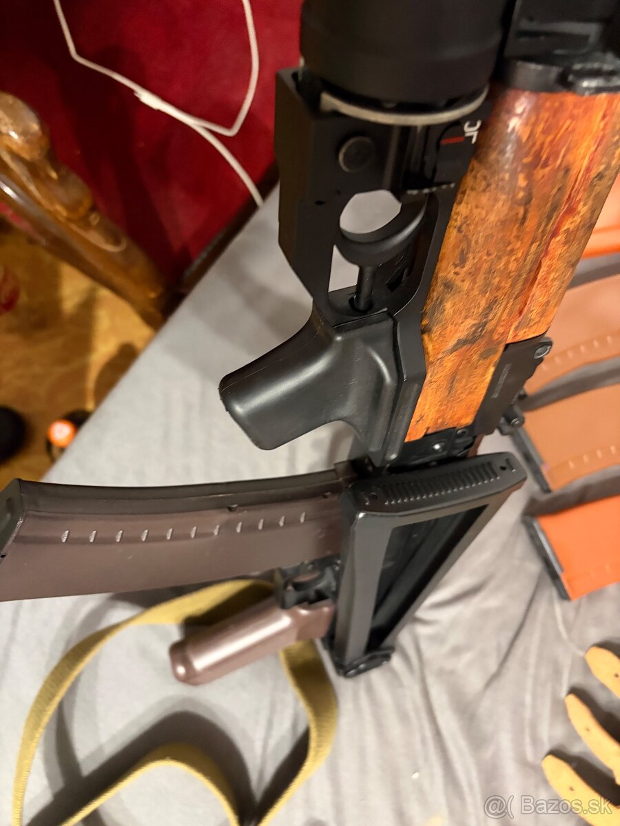 Airsoft AKS 74 + GP25 - 2