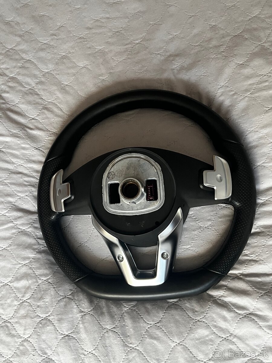Volant Mercedes AMG - 2