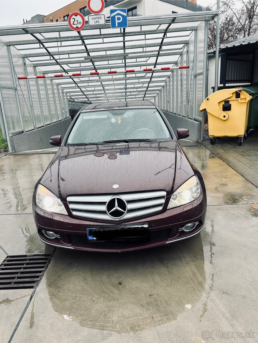 Mercedes Benz C200 - 2