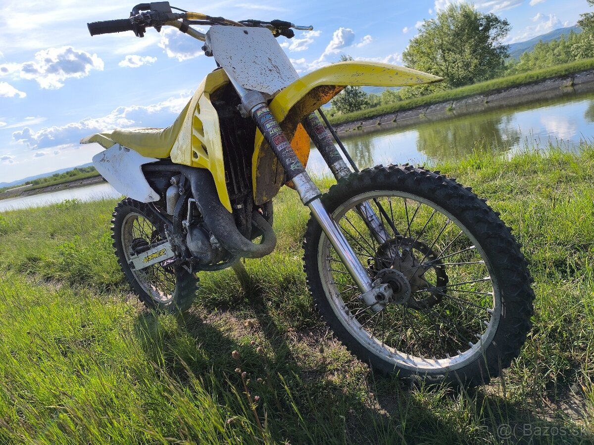 Suzuki RM 125