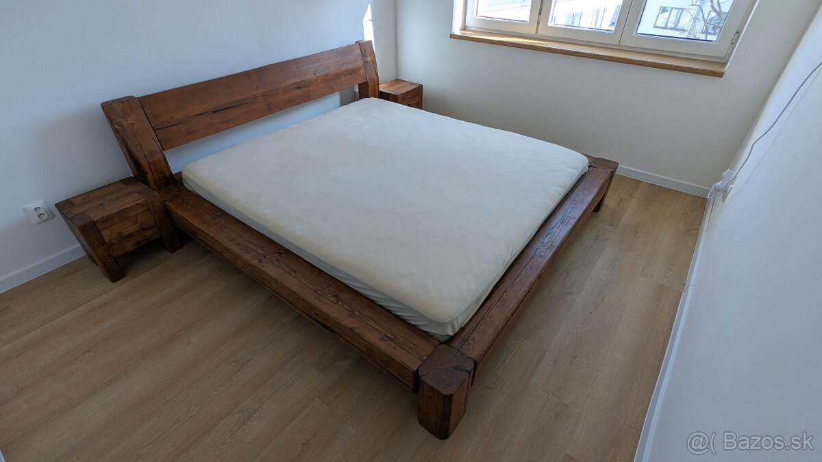 Manželská postel zo starých trámov - 2