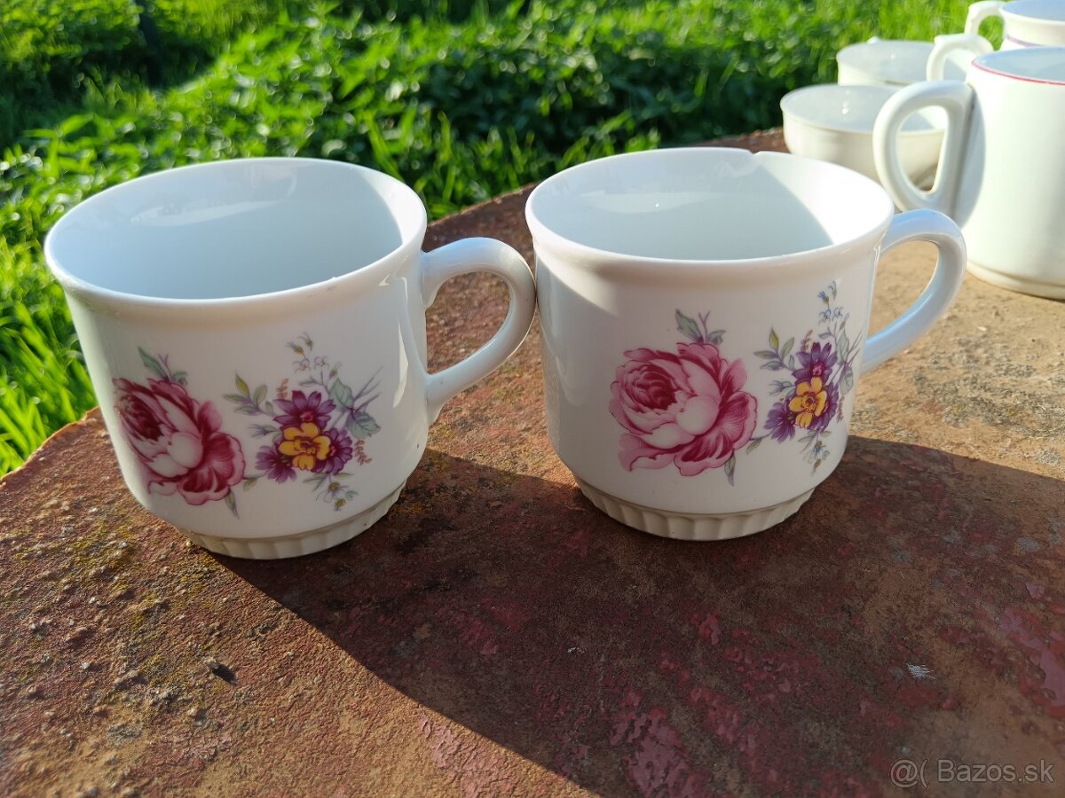 Starožitné hrnčeky - 2