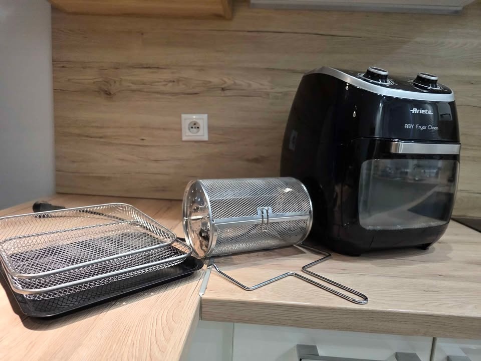 Teplovzdušná fritéza, mini rúra - 2