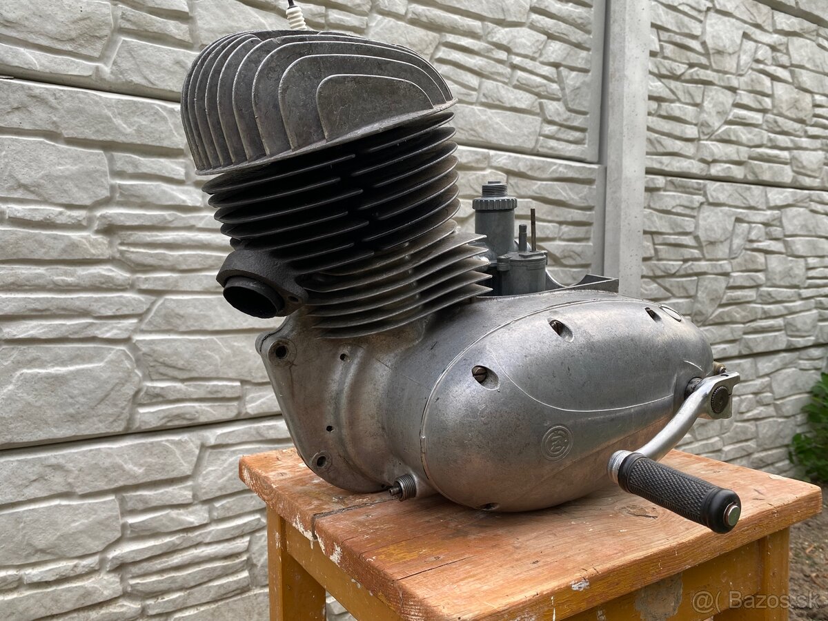 Motor Čz 250 typ 455 - 2