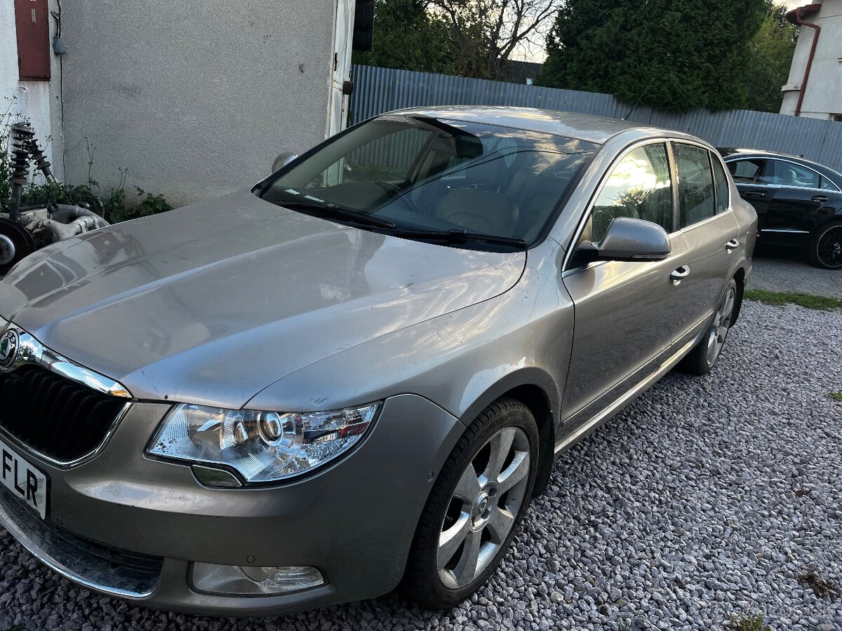 Superb 2,0 TDi 103 kW - 2