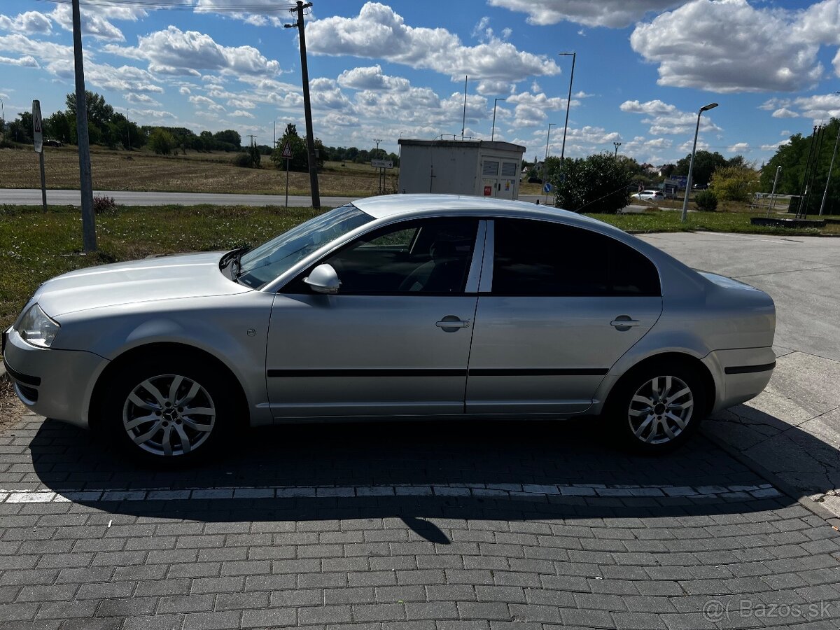 Škoda superb - 2