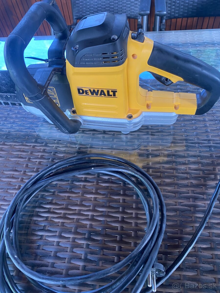 Dewalt píla - 2