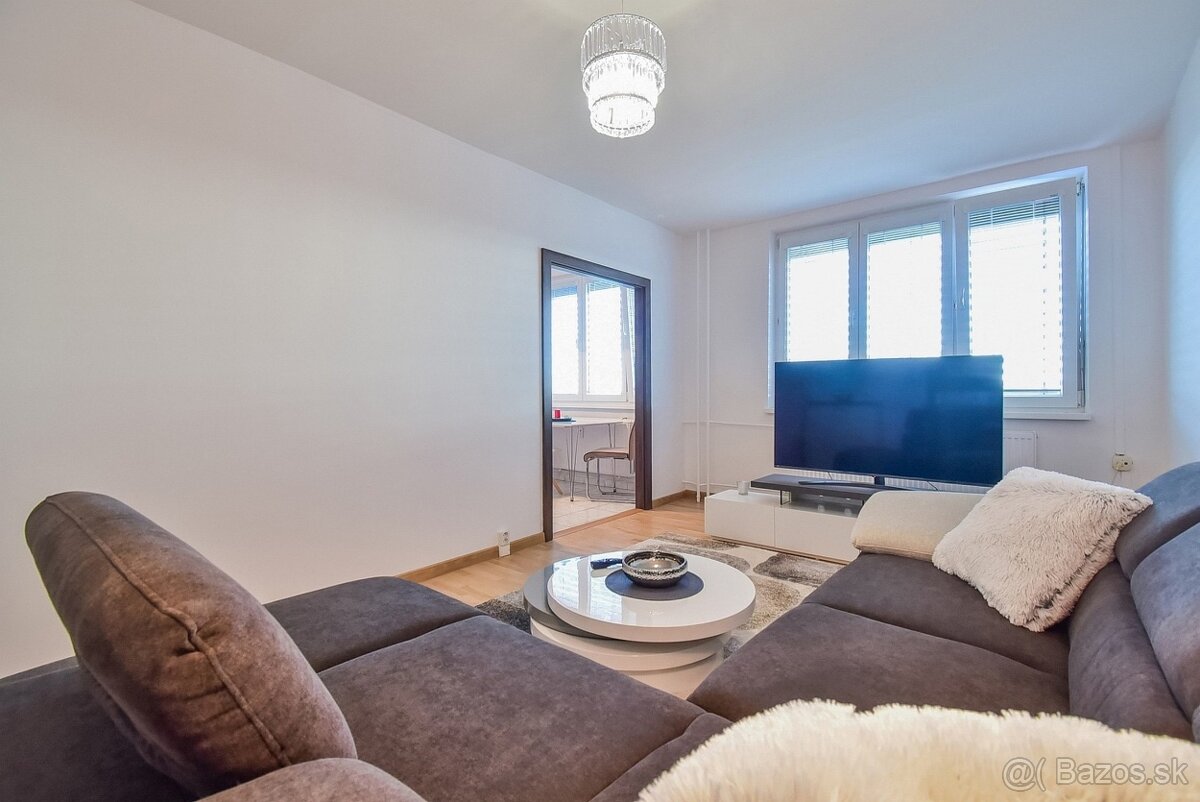 Na prenájom 3 izbový byt - Voľný ihned - 2