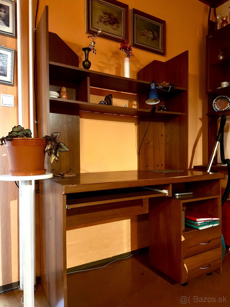 Písací stolik - 2