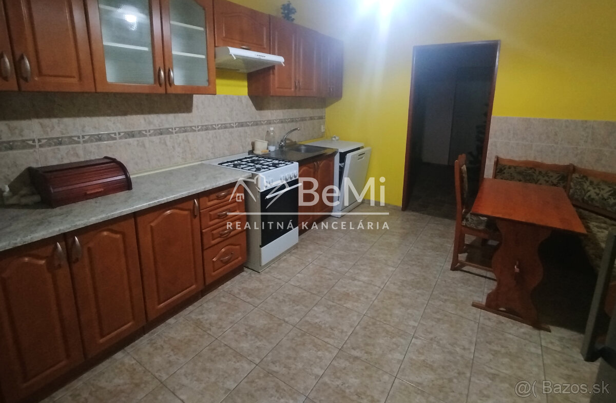 039-12-PAMAa Rodinný dom v obci Golianovo s potenciálom - 2