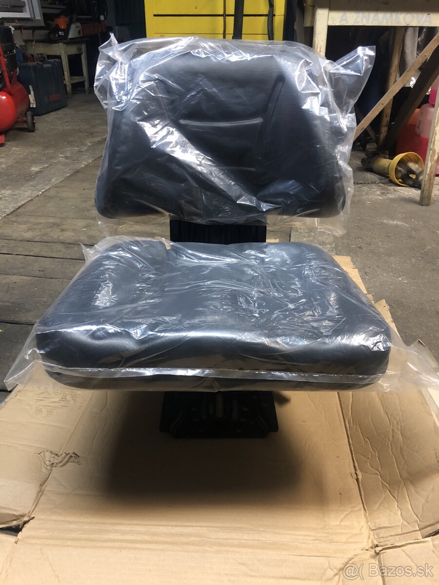 Sedacka malotraktor VZV - 2