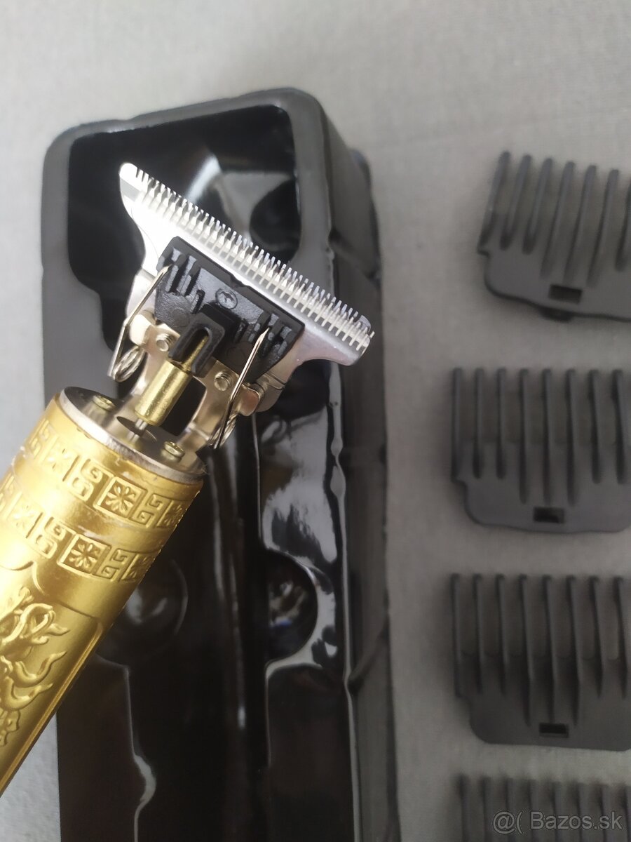 (IHNEĎ) Strojček na vlasy, bradu - 2