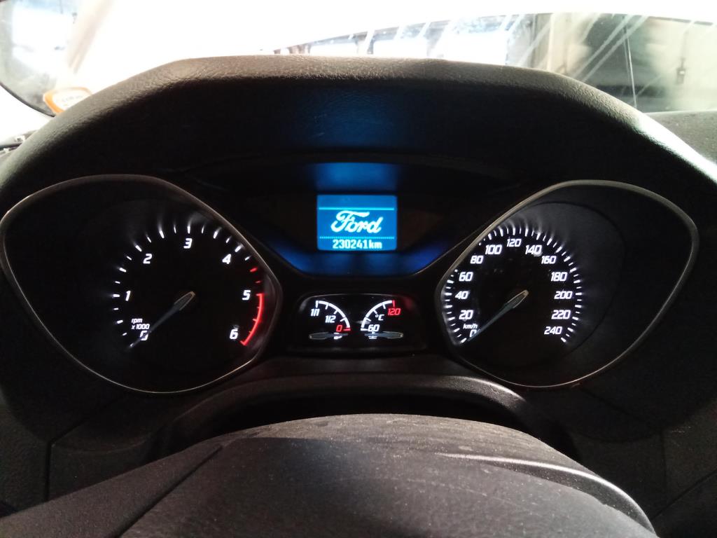 Focus mk3 budiky C max - 2