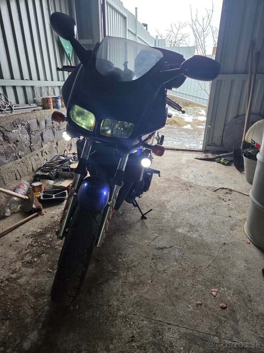 Yamaha fazer 600 - 2