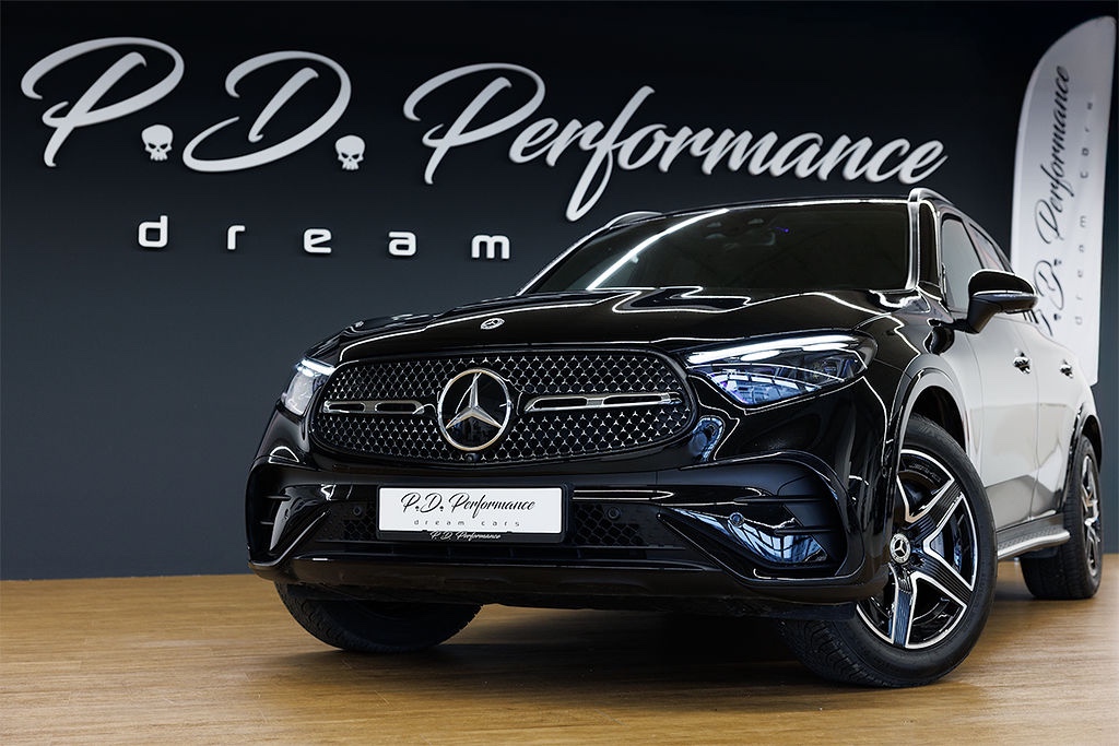 Mercedes-Benz GLC 220d 4Matic AMG Line - 2