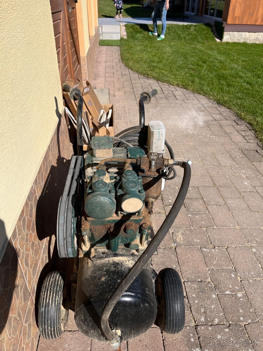 Vzduchovy kompresor - 2