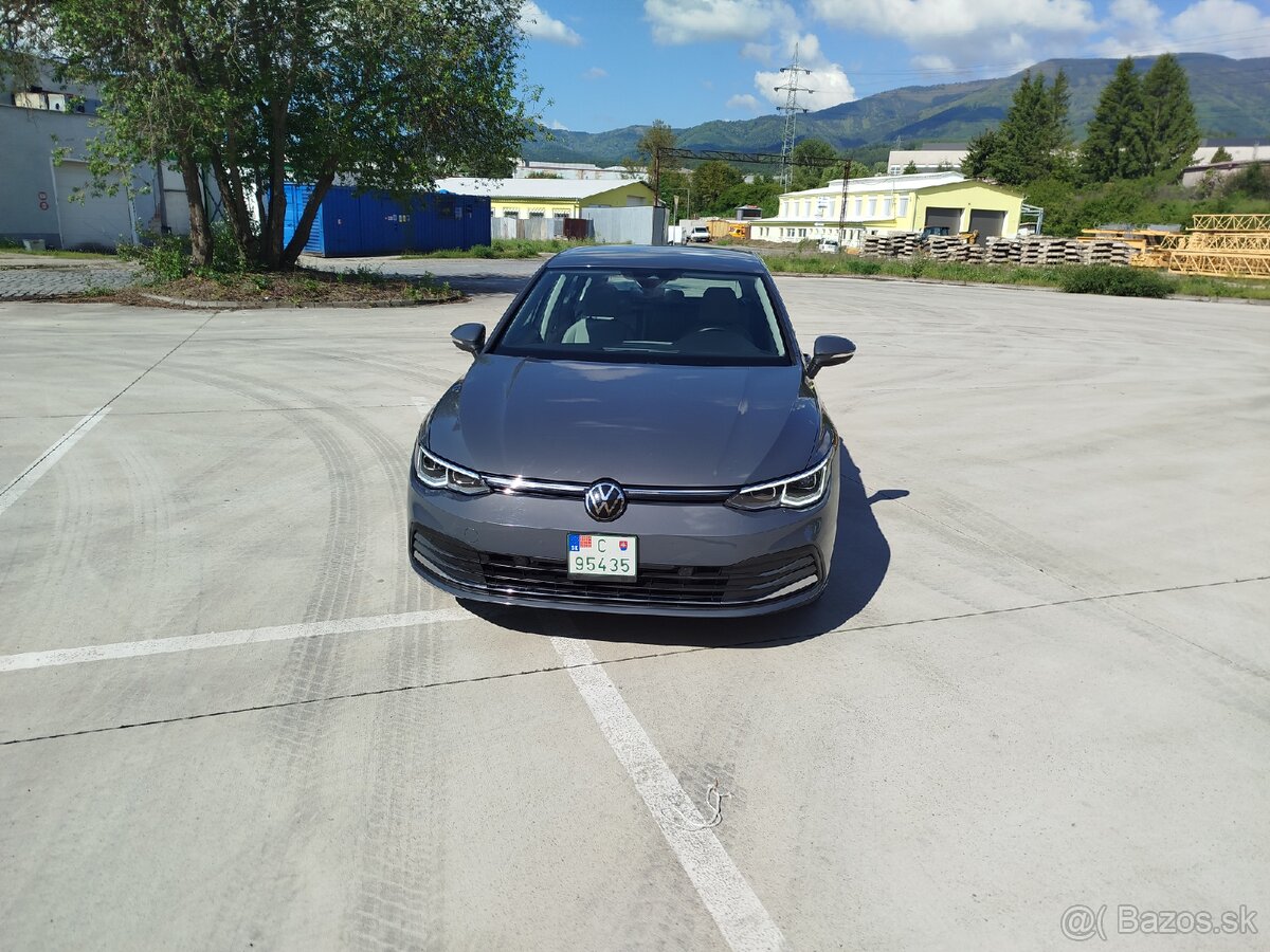 Vw golf 8 2,0 TDI,85 kw,5/2021,5 dver. - 2