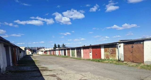 2-izb.byt 55 m2, TEHLA s balkónom + GARÁŽ - 2