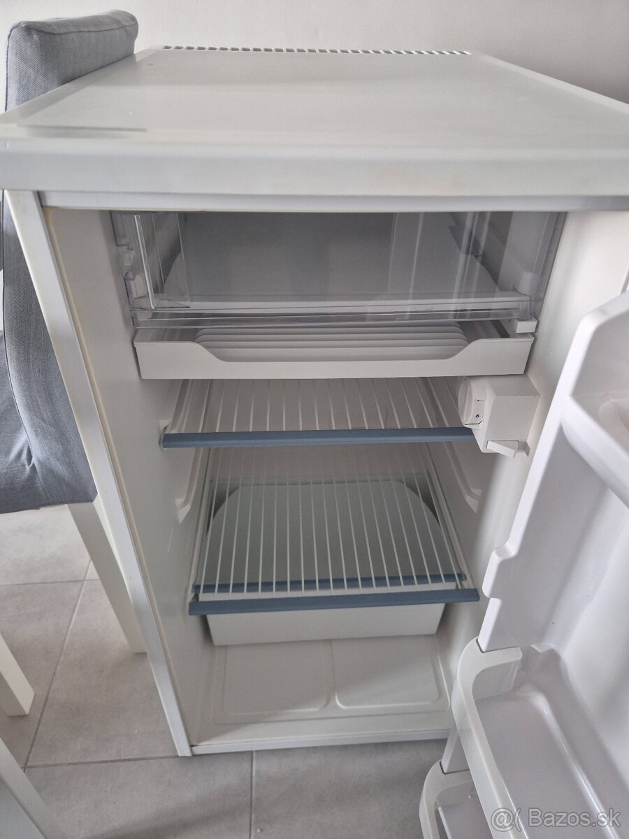 Chladnicka Whirpool - 2