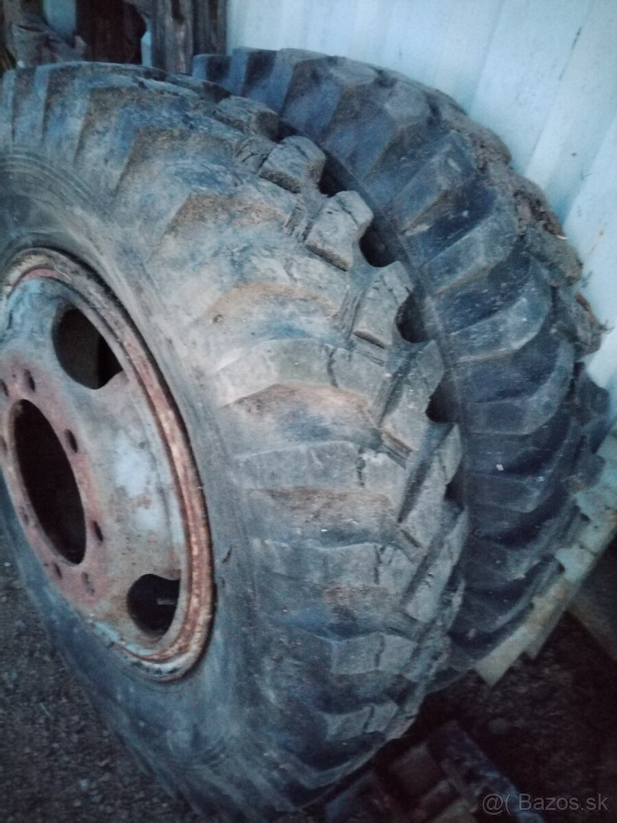 Predám pneumatiky - 2