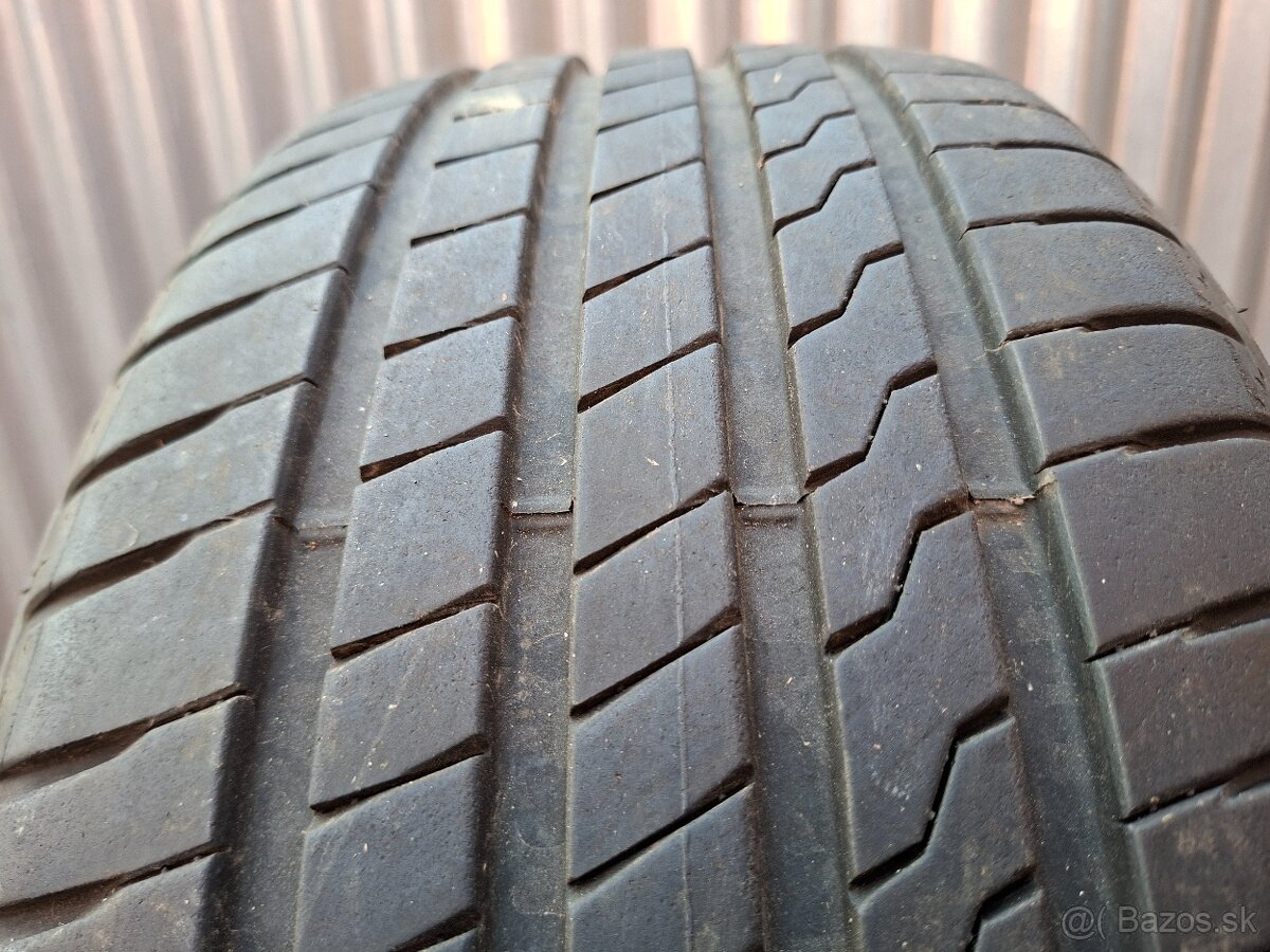 Predám letné pneu.-2xFirestone-215/45/17-91Y-DOT-4522 - 2