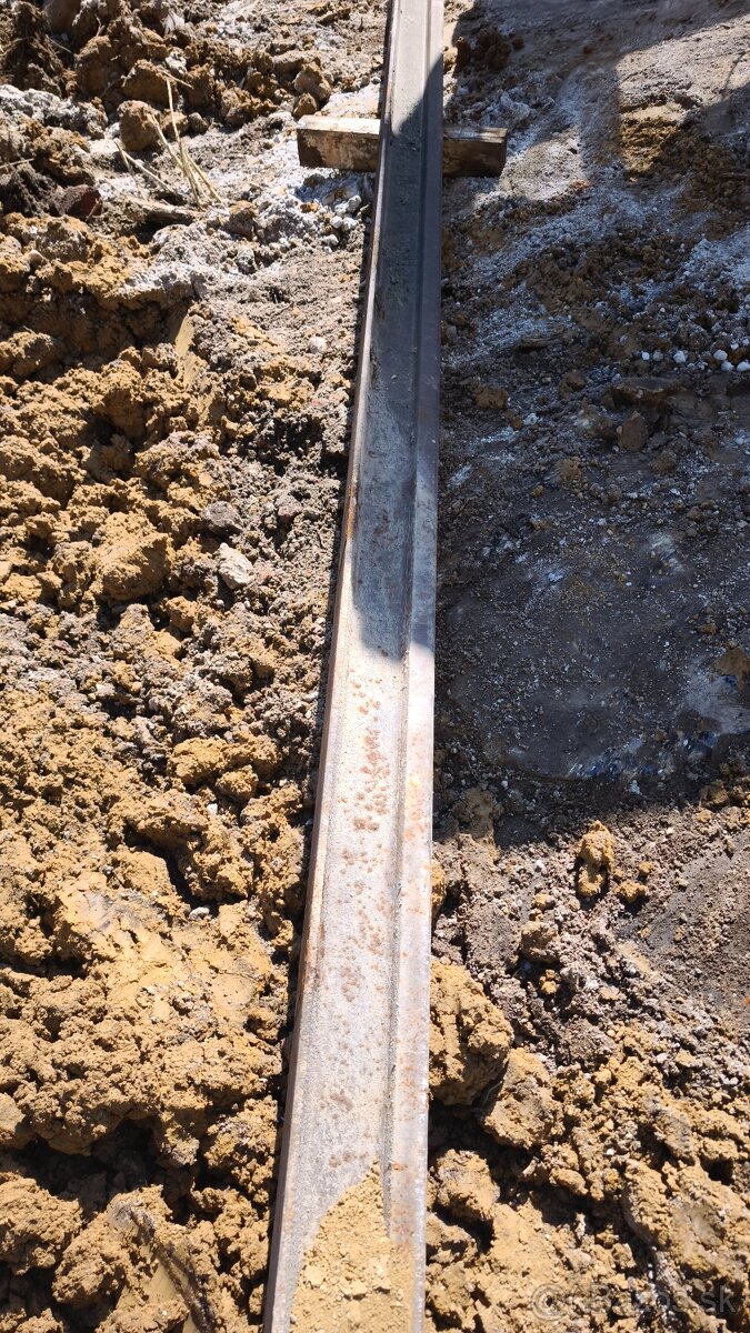 Predám koľajnice 2x 8.5 m - 2