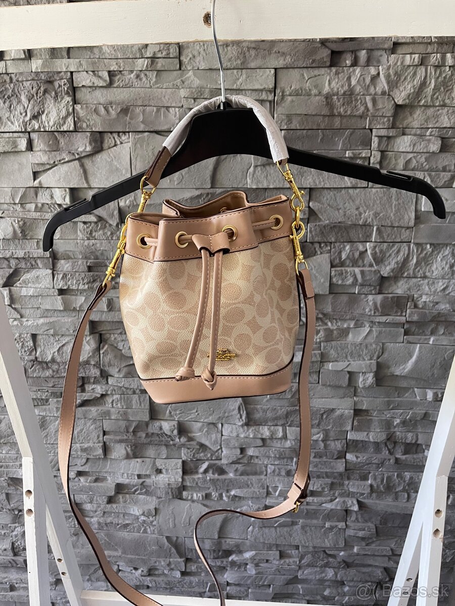 Coach - 2