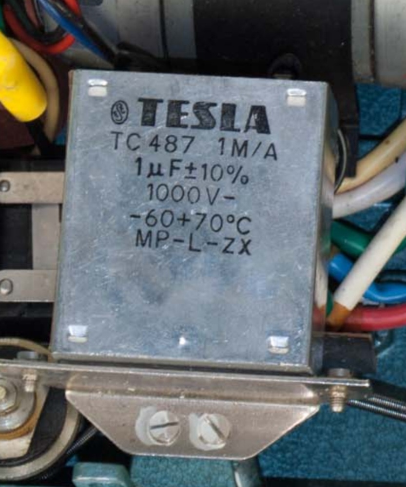 Kúpim staré kondenzátory - 2