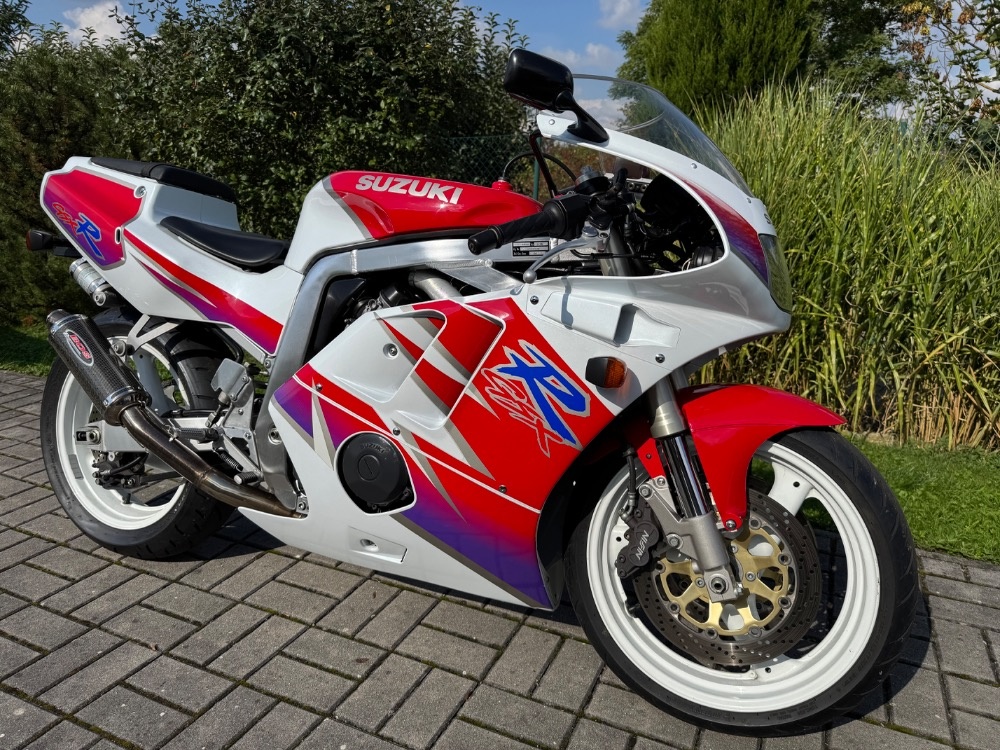 Suzuki GSX-R 400 - 2