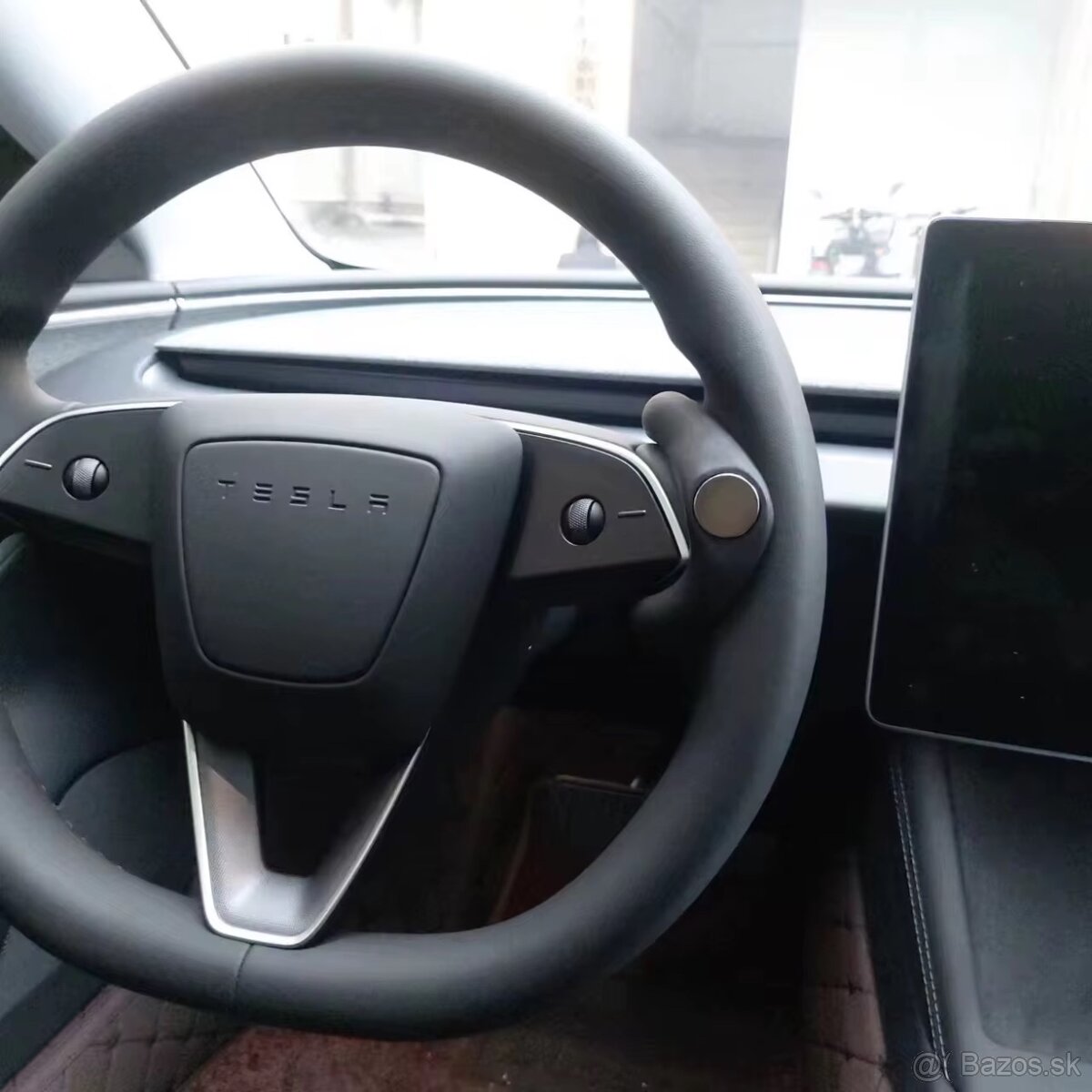 Protizávažie na volant Tesla pre Autopilot, FSD - 2