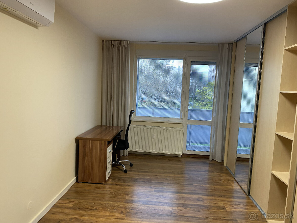 3-izbový byt v Nových Zámkoch - 2