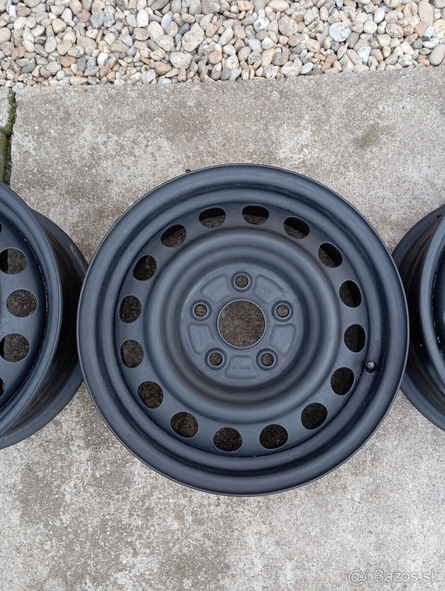 5x114,3 r15 plechové disky - 2