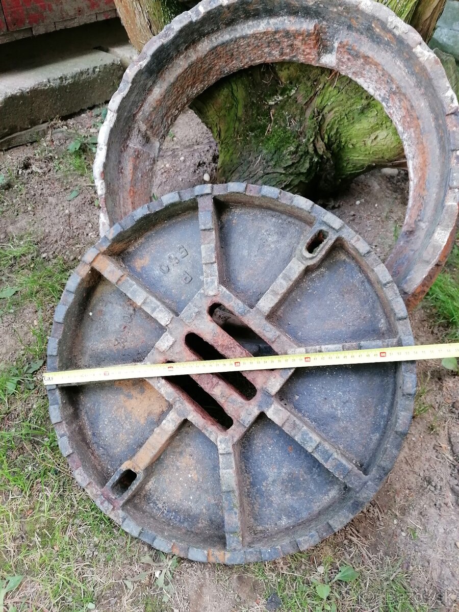 Liatinový poklop s obrubou - 2
