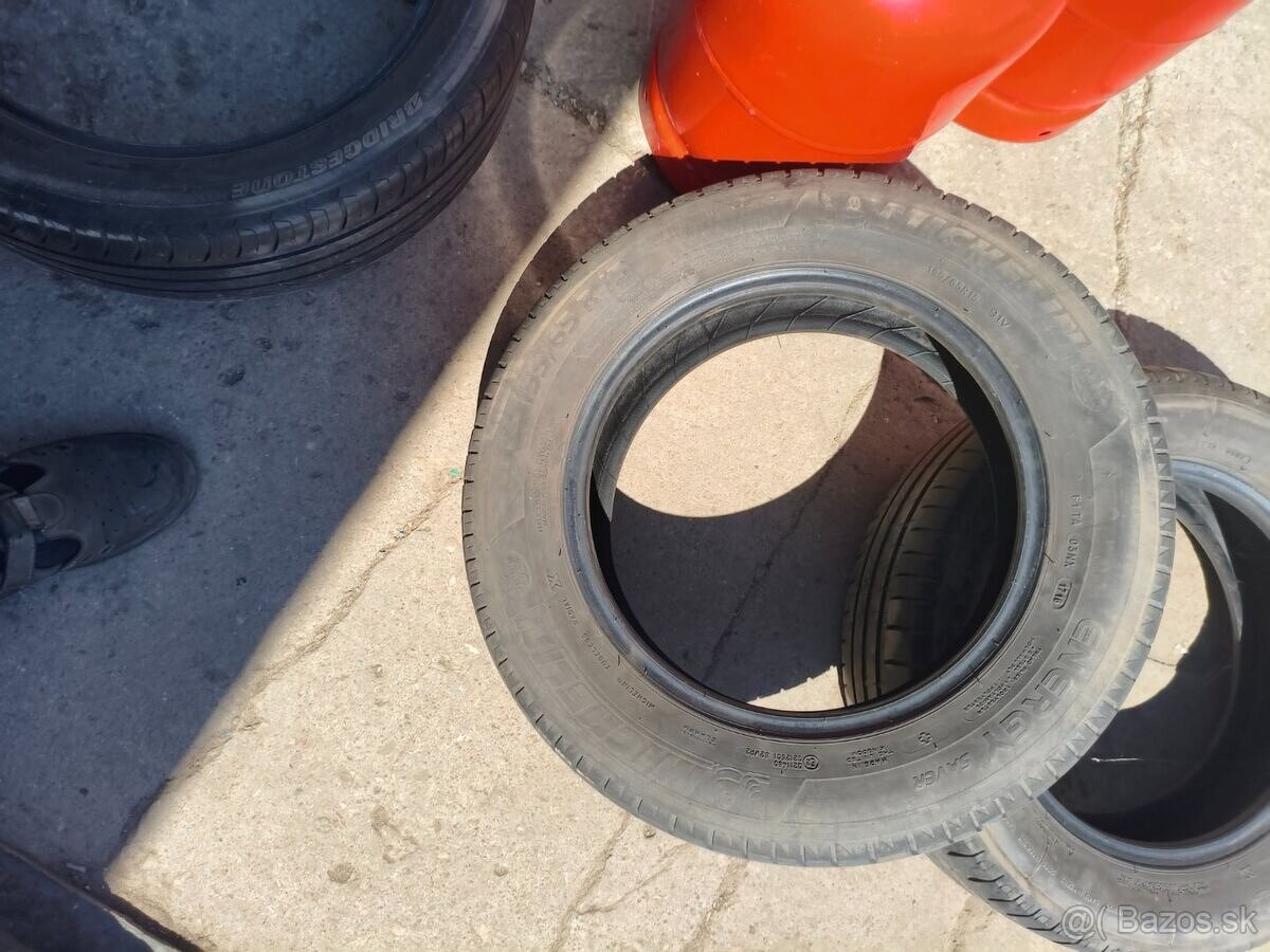 2x Michelin 195/65r15 - 2