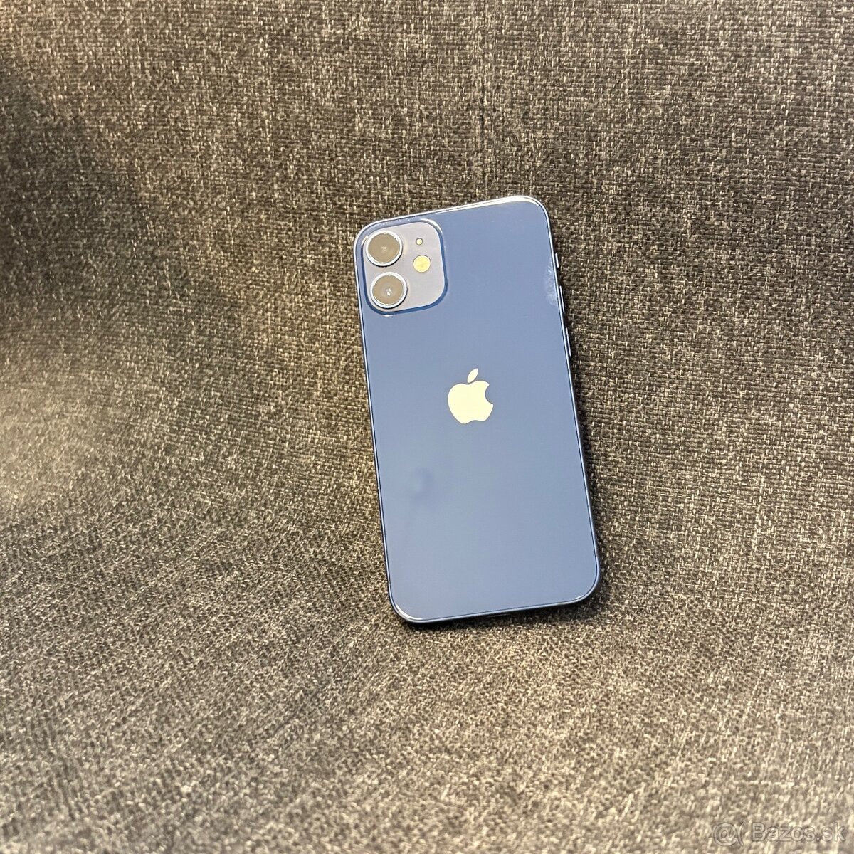 Apple 12 mini 64GB poškodený displej - 2