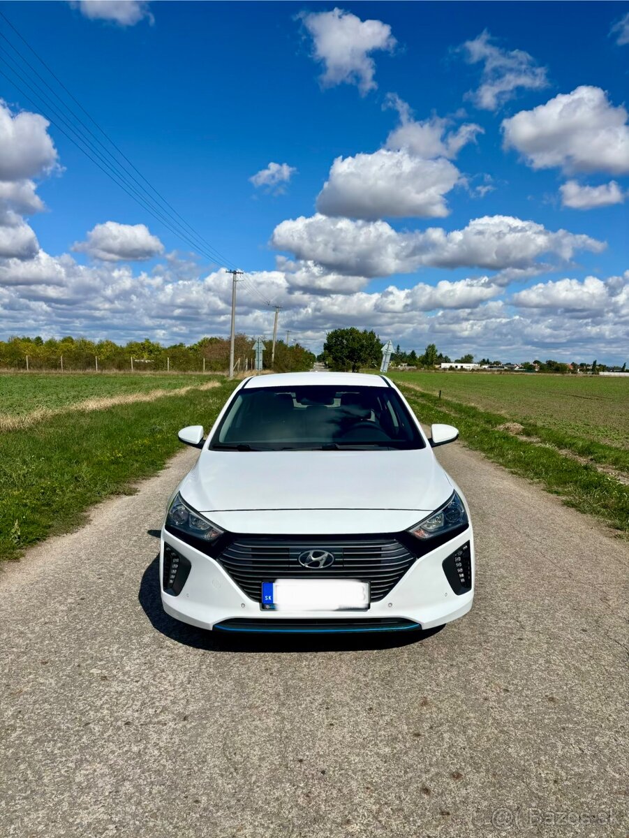 PREDÁM Hyundai Ioniq benzin hybrid - 2