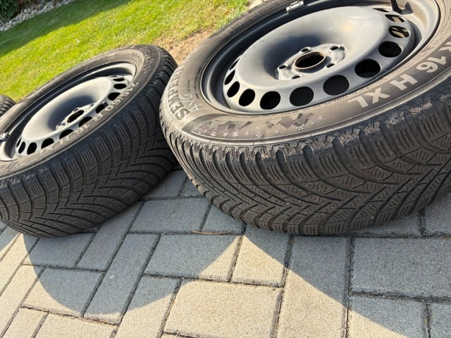 Zimne pneumatiky 215/60/16 Semperit - 2