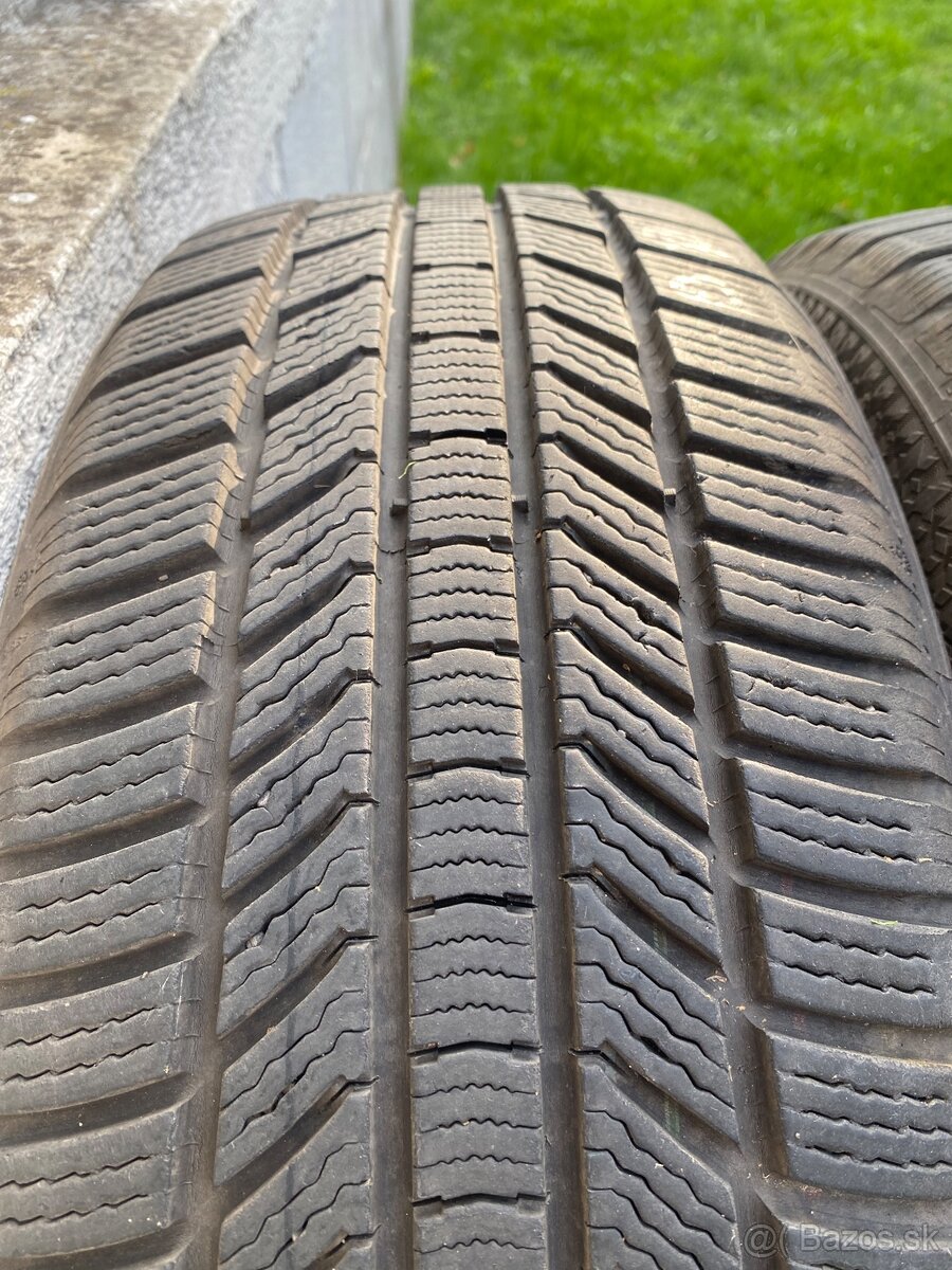 Zimne sada 215/55 R17 Continental - 2