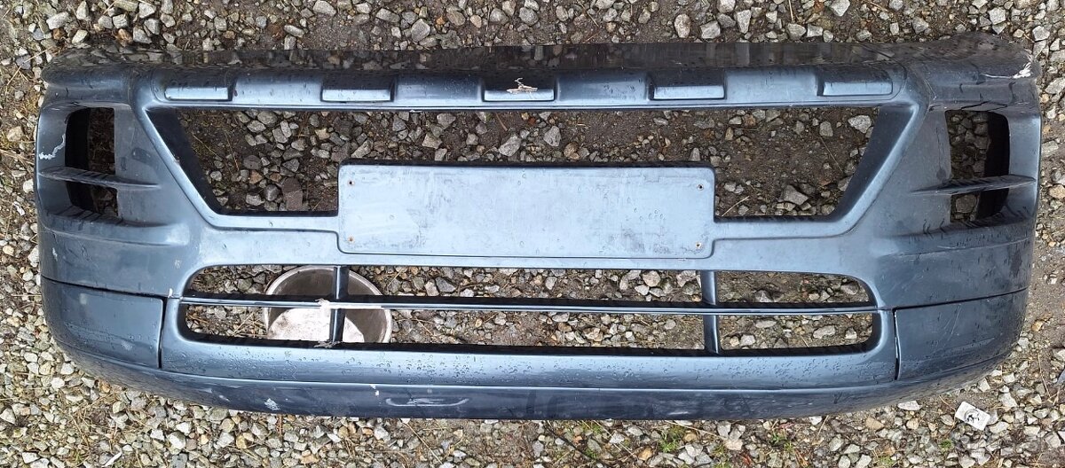 VW T5 MULTIVAN-CARAVELLE TUNING PREDNÝ NARAZNIK - 2