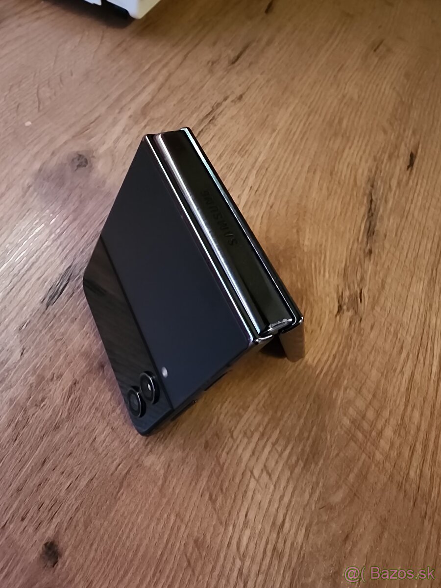 Samsung z flip 4 - 2