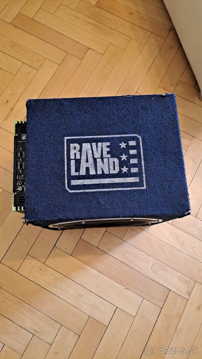 Predám subwoofer a reproduktory do auta. - 2