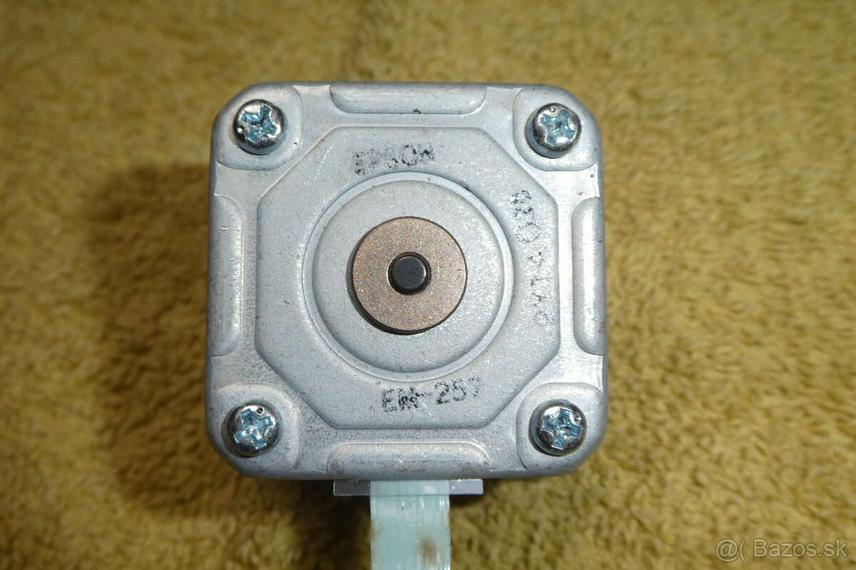 krokový motor Epson EM-257 - 2