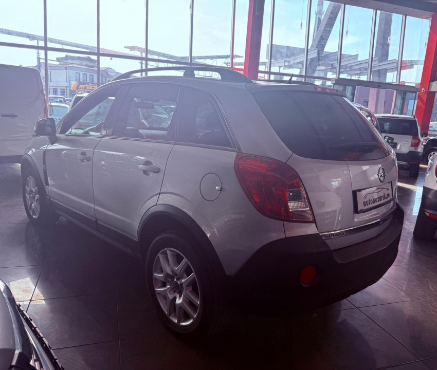 Opel Antara 2.2 CDTi 4x4 Cosmo SK ŠPZ - 2