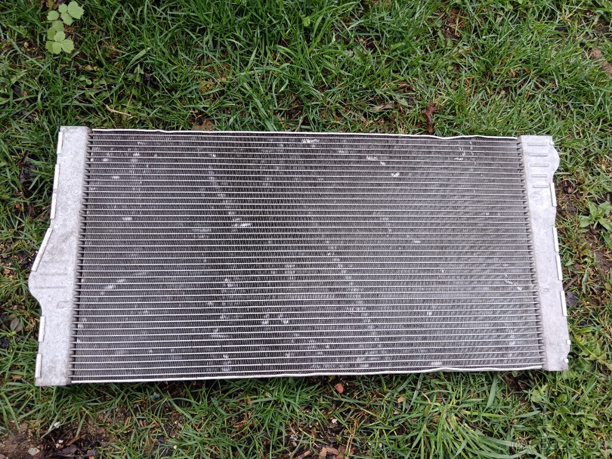 BMW f10, F11 chladič - 2