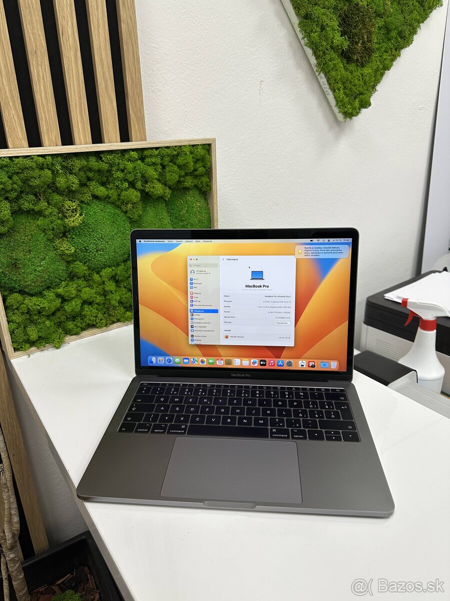 Apple MacBook Pro 13″ (2017) - 2