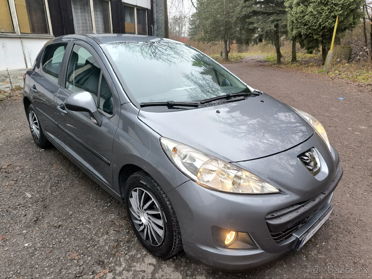 Peugeot 207 1.4i iba 156t.km rv3/2010 STK 7/2026 zachovalý - 2