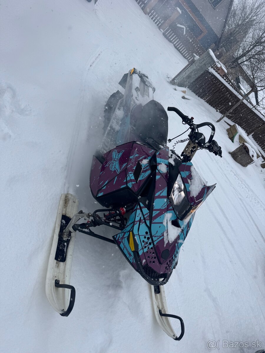 Ski doo summit 800 - 2
